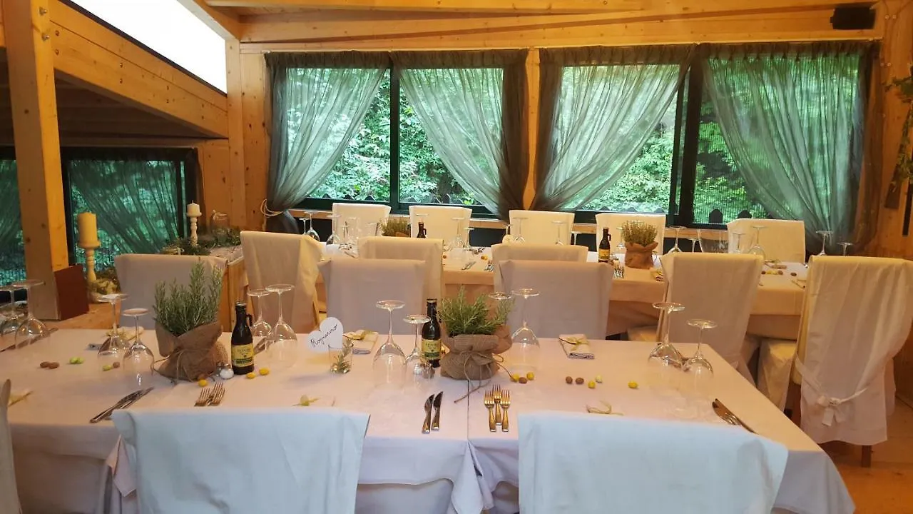 Platani Resort Guest house Caprino Veronese